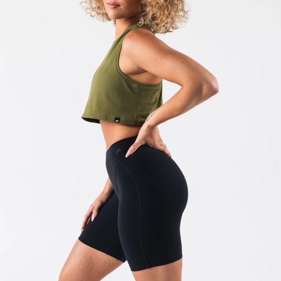 NWT ALPHALETE Womens OT Muscle Tank Workout Crop Shirt Green Sz SMALL - Picture 3 of 6